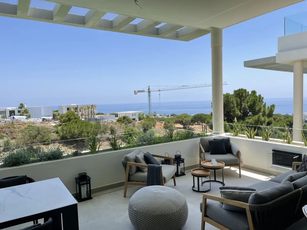3 Bedroom Semi-Detached House for Sale in Cabopino, Málaga - Image 5