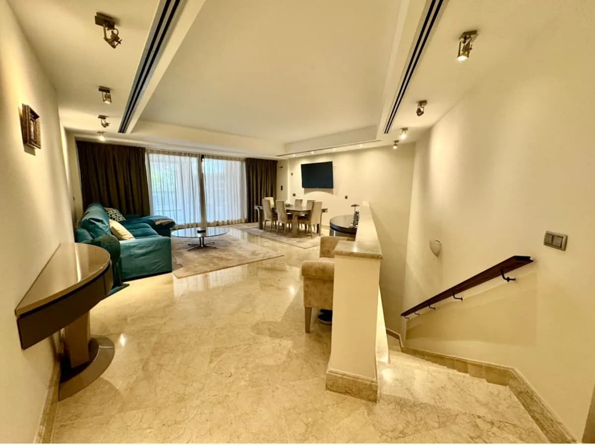 3 Bedroom Ground Floor Apartment for Sale in San Pedro de Alcántara, Málaga - Image 4