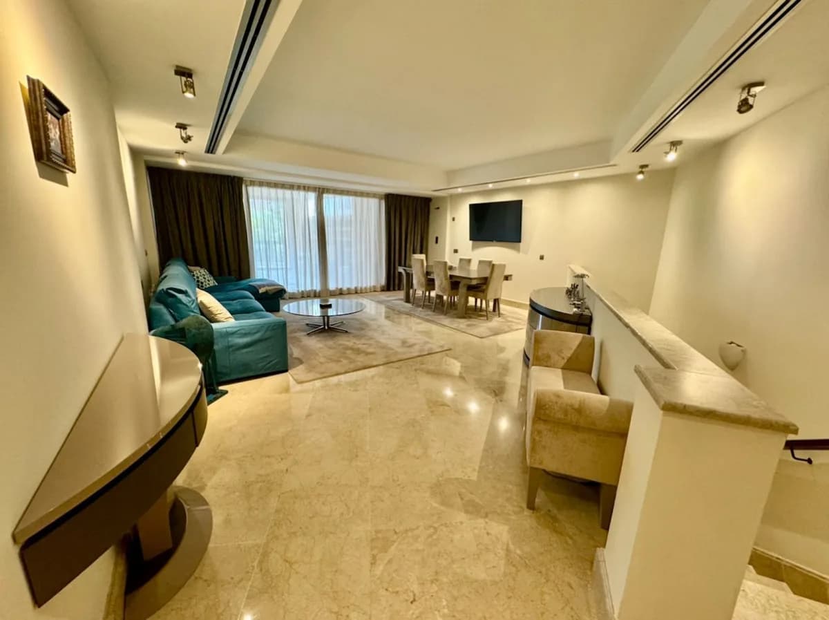 3 Bedroom Ground Floor Apartment for Sale in San Pedro de Alcántara, Málaga - Image 5
