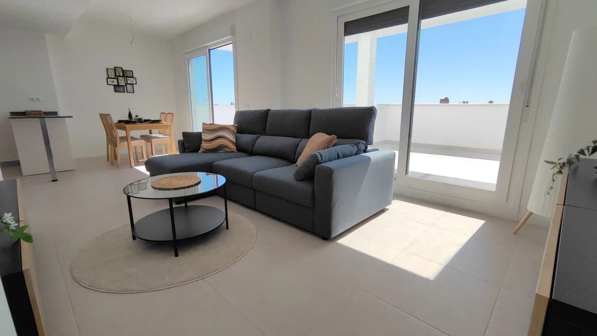 2 Bedroom Penthouse for Sale in Estepona, Málaga