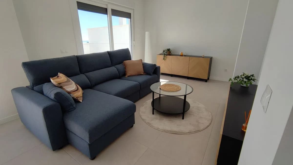 2 Bedroom Penthouse for Sale in Estepona, Málaga - Image 6