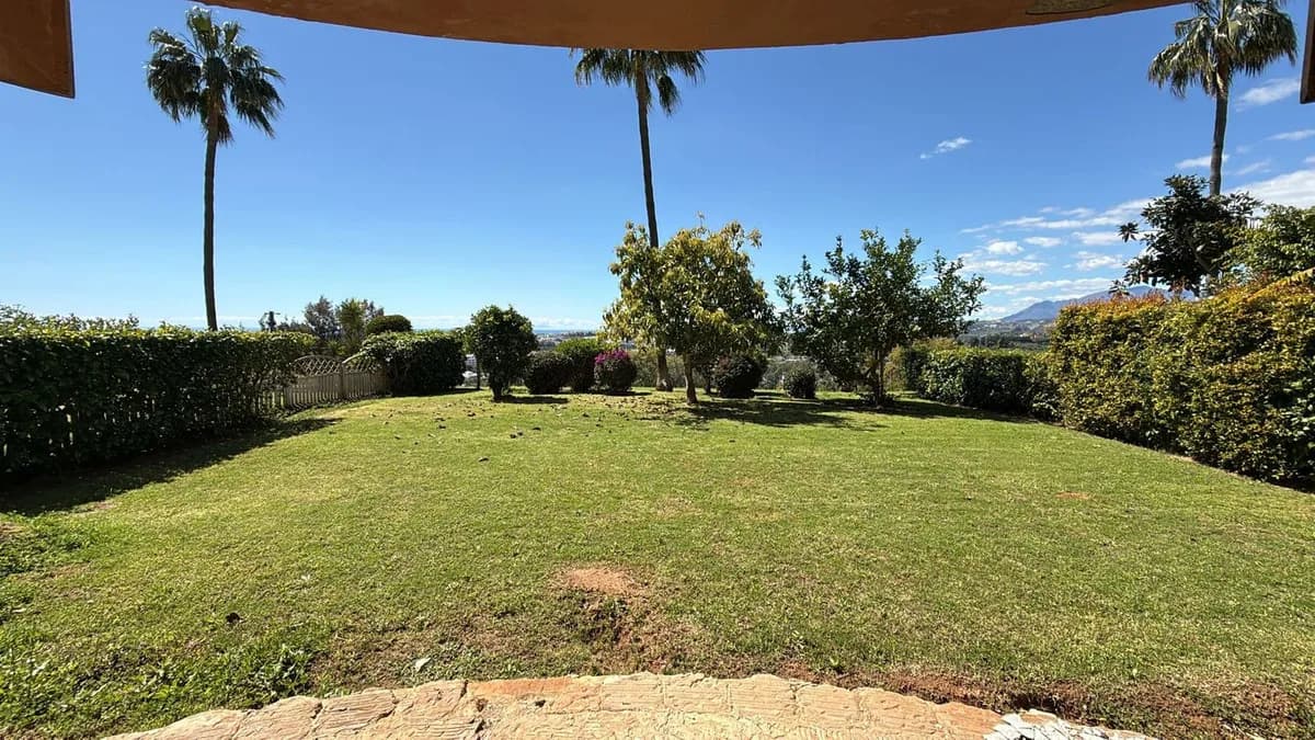 4 Bedroom Ground Floor Apartment for Sale in Nueva Andalucía, Málaga - Image 3