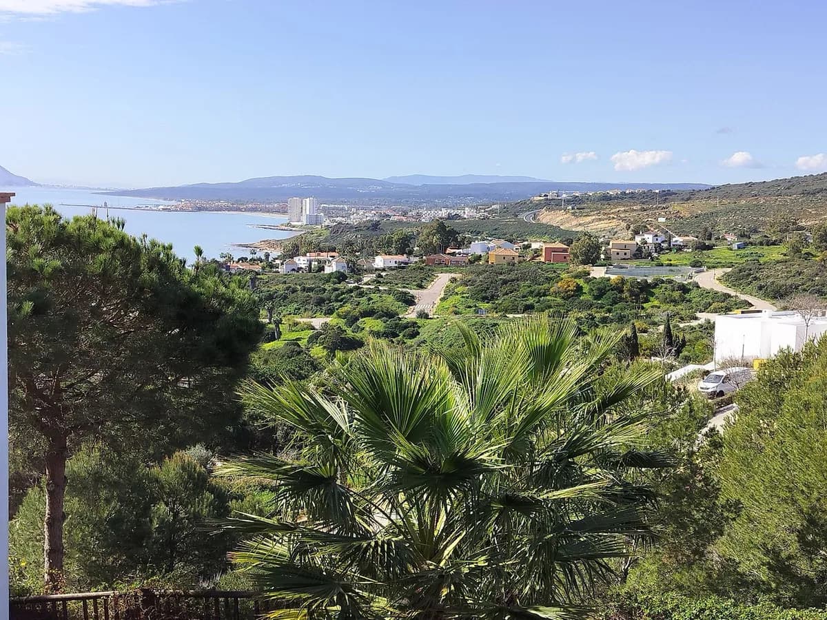 2 Bedroom Ground Floor Apartment for Sale in Manilva, Málaga - Image 9