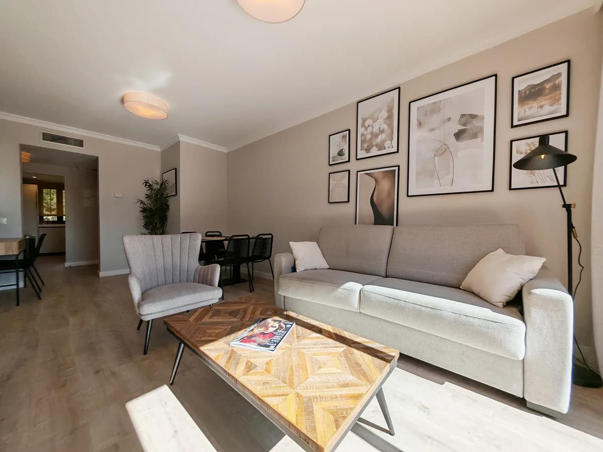 3 Bedroom Penthouse for Sale in Benahavís, Málaga - Image 6