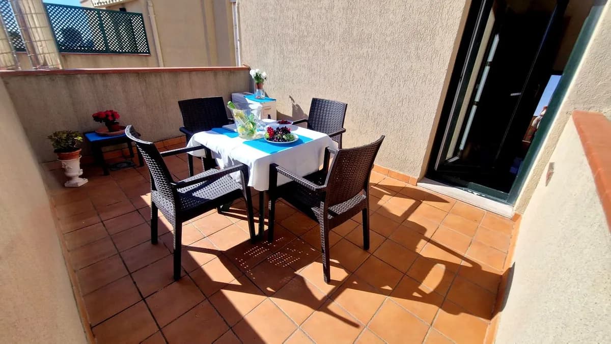1 Bedroom Middle Floor Apartment for Sale in Fuengirola, Málaga