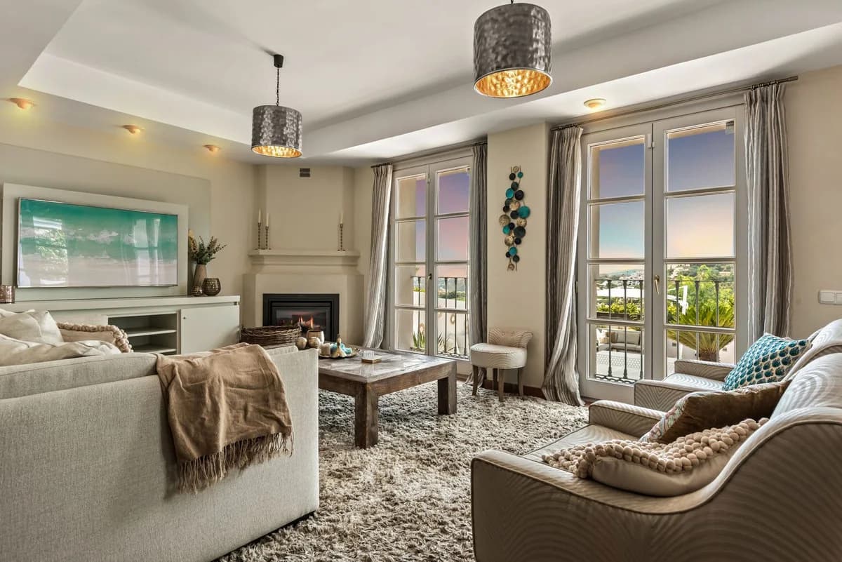 5 Bedroom Townhouse for Sale in La Heredia, Málaga - Image 3