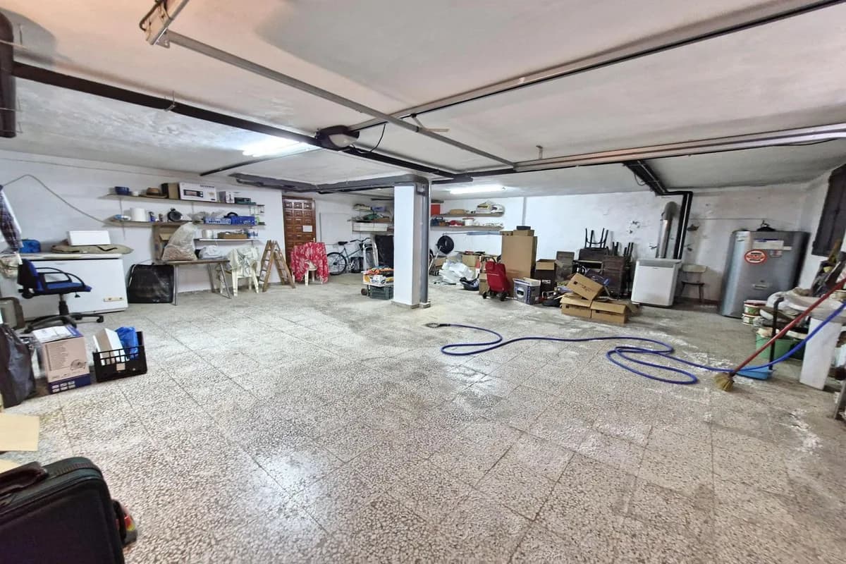7 Bedroom Townhouse for Sale in Guaro, Málaga - Image 5