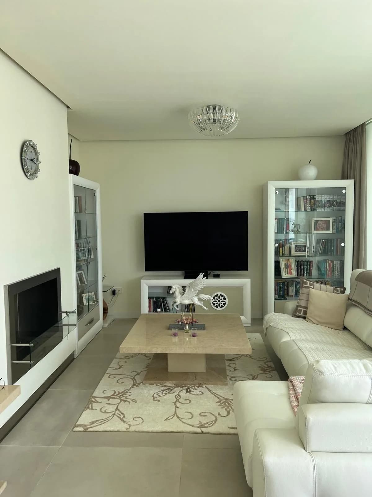 3 Bedroom Townhouse for Sale in Sotogrande, Cádiz - Image 5