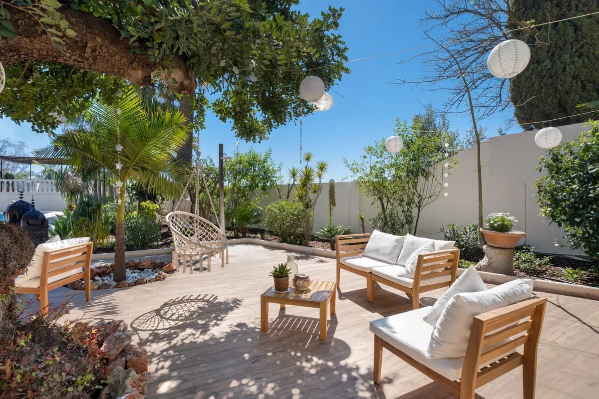 6 Bedroom Detached Villa for Sale in Benalmadena, Málaga - Image 6