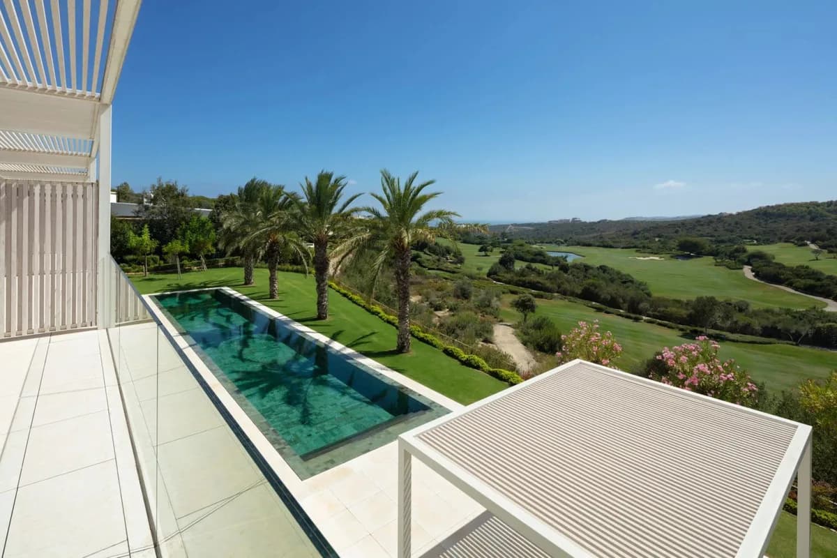 5 Bedroom Detached Villa for Sale in Casares, Málaga - Image 8