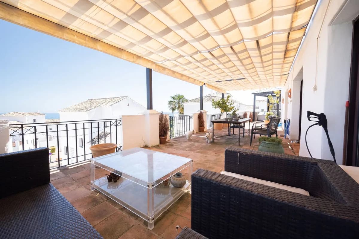 2 Bedroom Penthouse Duplex for Sale in Altos de los Monteros, Málaga - Image 6