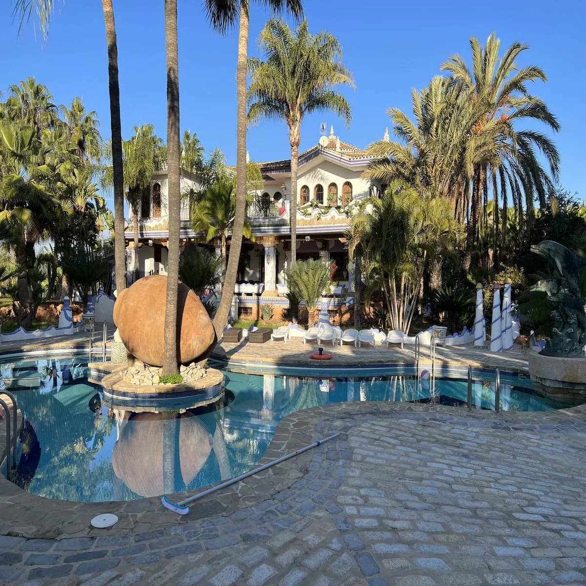6 Bedroom Finca - Cortijo for Sale in Alhaurín el Grande, Málaga