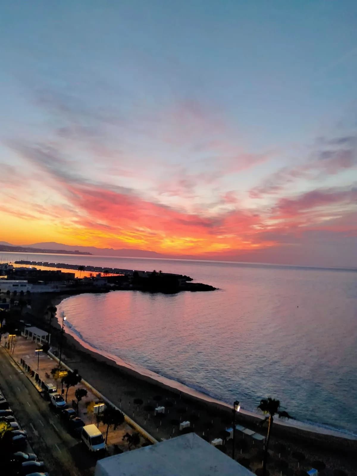 3 Bedroom Penthouse for Sale in Fuengirola, Málaga - Image 4