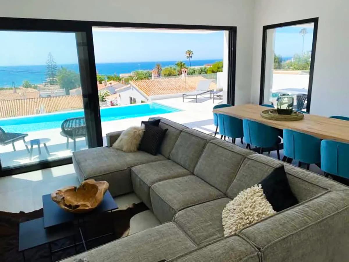 3 Bedroom Detached Villa for Sale in La Cala de Mijas, Málaga - Image 5