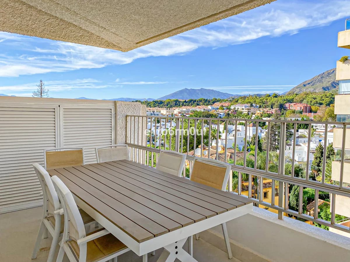 2 Bedroom Penthouse for Sale in The Golden Mile, Málaga - Image 7