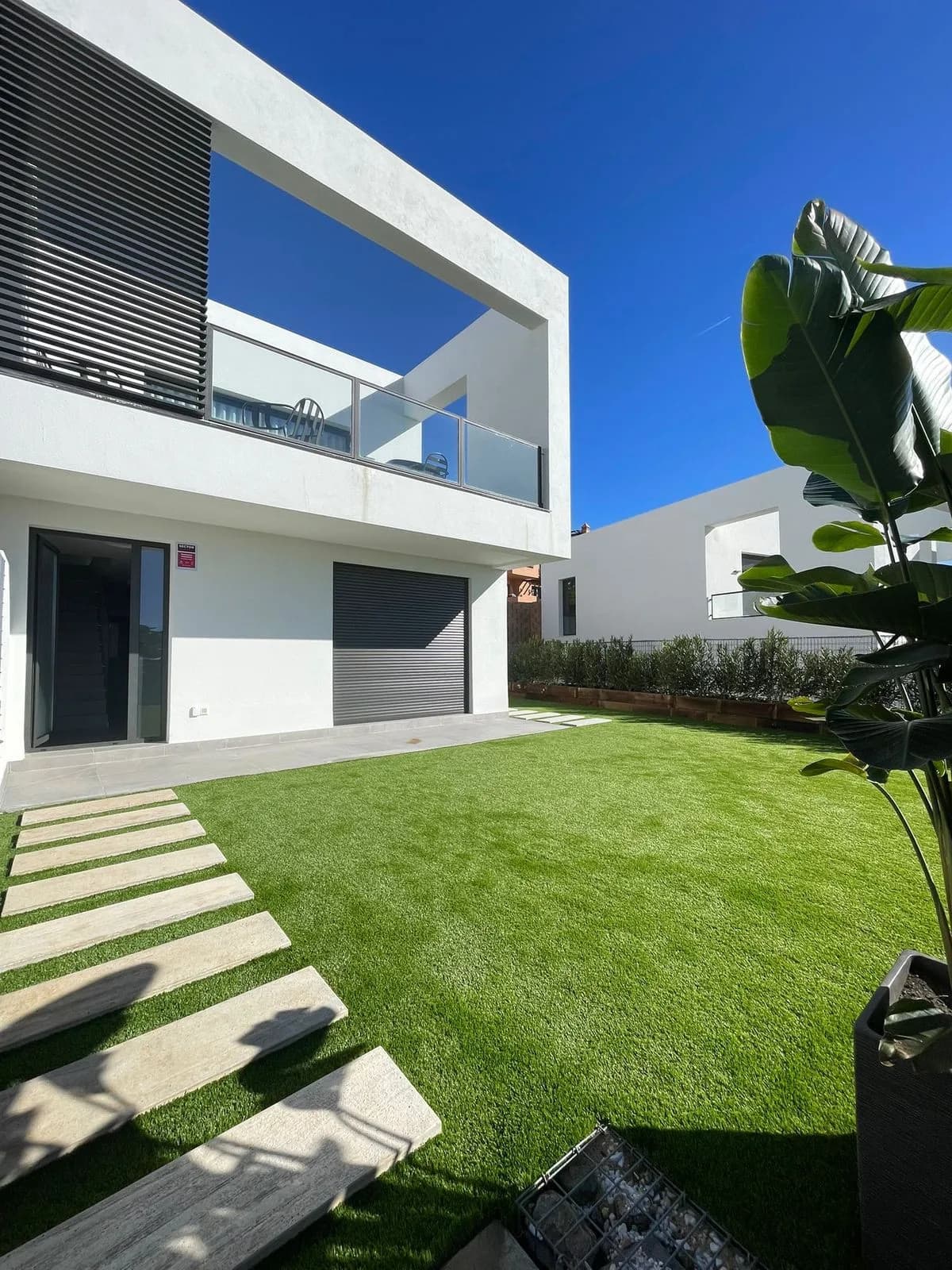 3 Bedroom Semi-Detached House for Sale in Riviera del Sol, Málaga - Image 3