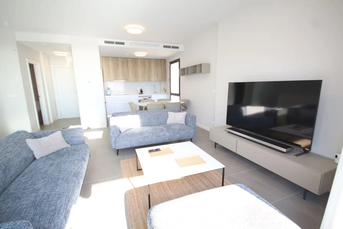 3 Bedroom Semi-Detached House for Sale in Riviera del Sol, Málaga - Image 6