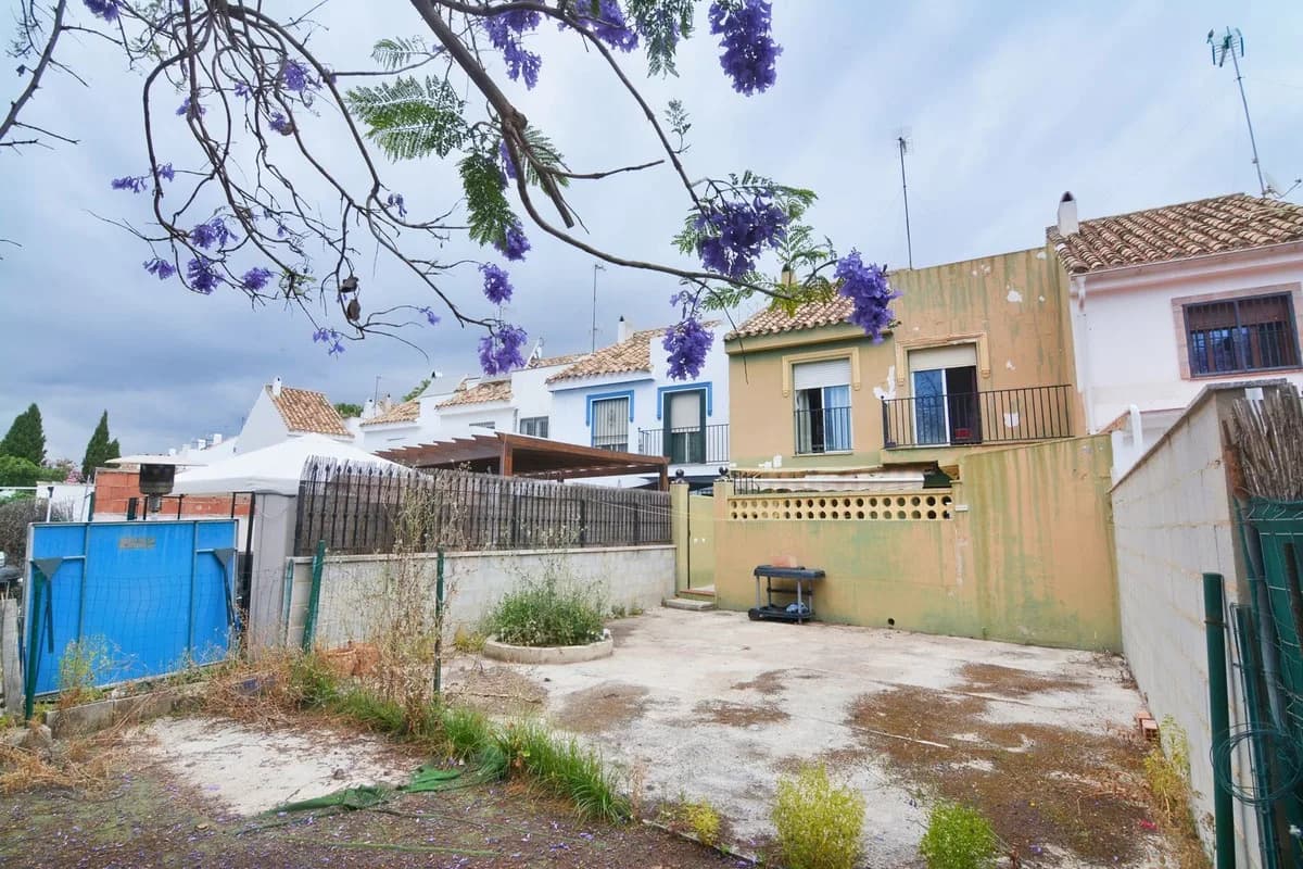 4 Bedroom Townhouse for Sale in Fuengirola, Málaga