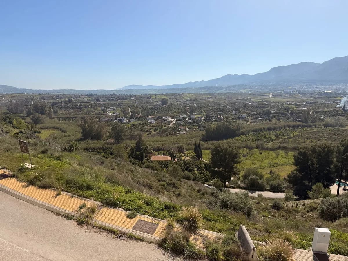 4 Bedroom Detached Villa for Sale in Alhaurín el Grande, Málaga - Image 8