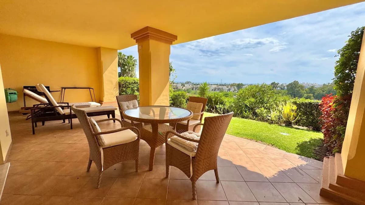 2 Bedroom Ground Floor Apartment for Sale in Nueva Andalucía, Málaga - Image 3