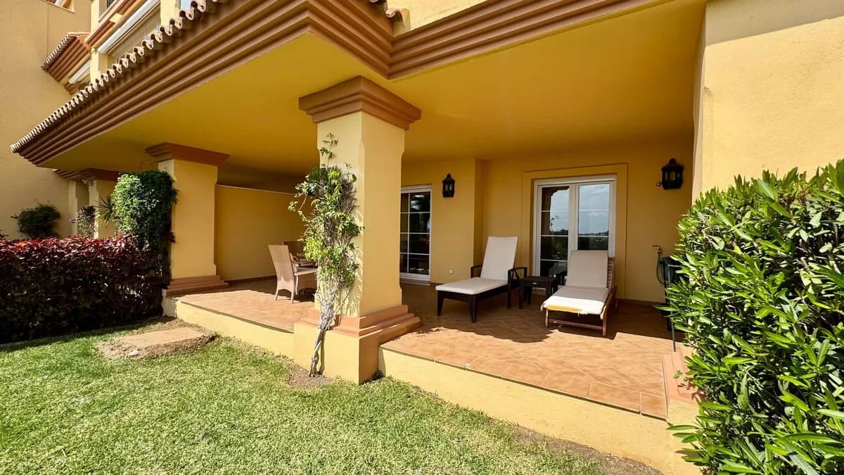 2 Bedroom Ground Floor Apartment for Sale in Nueva Andalucía, Málaga - Image 7