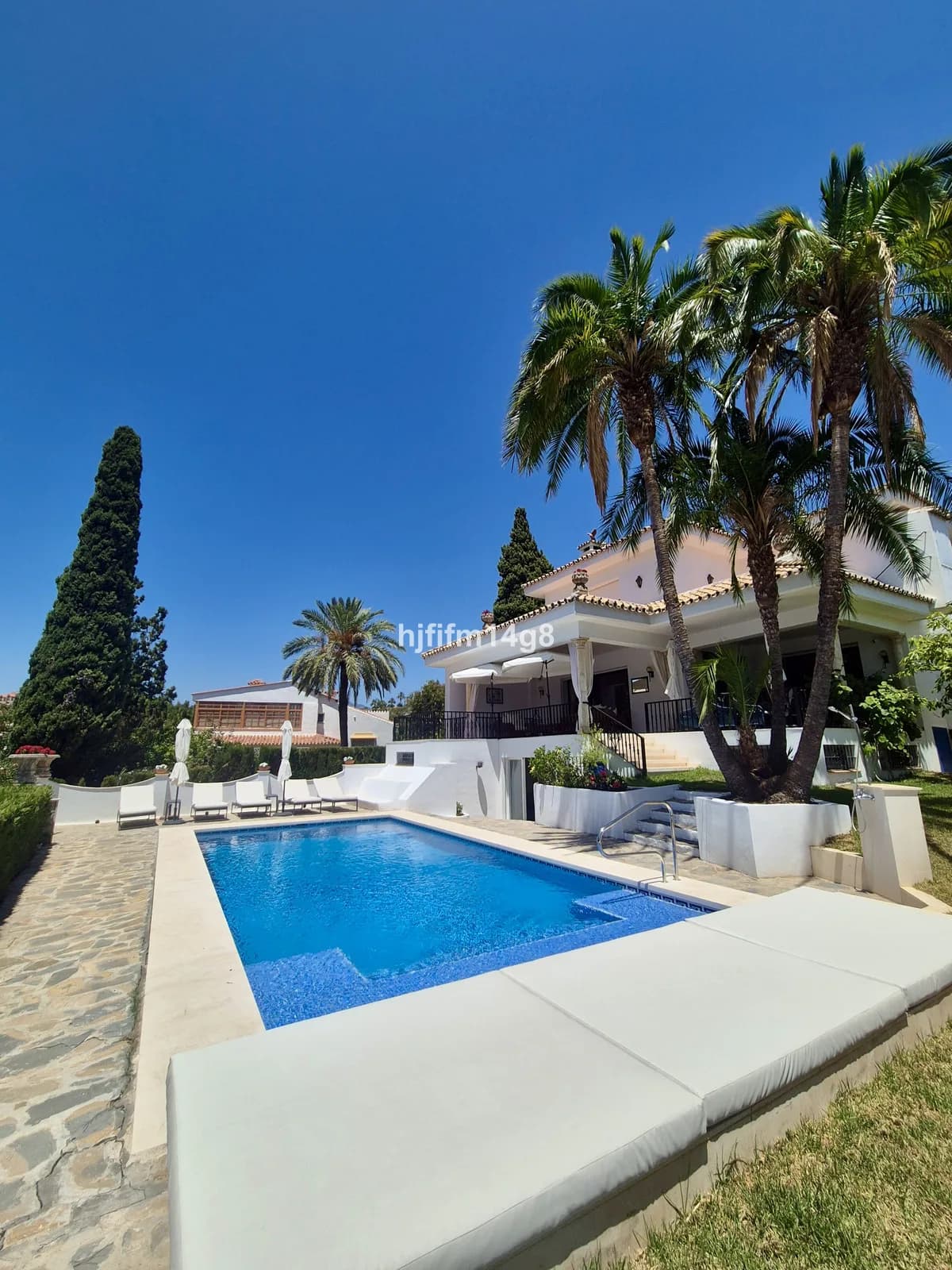 3 Bedroom Detached Villa for Sale in La Campana, Málaga