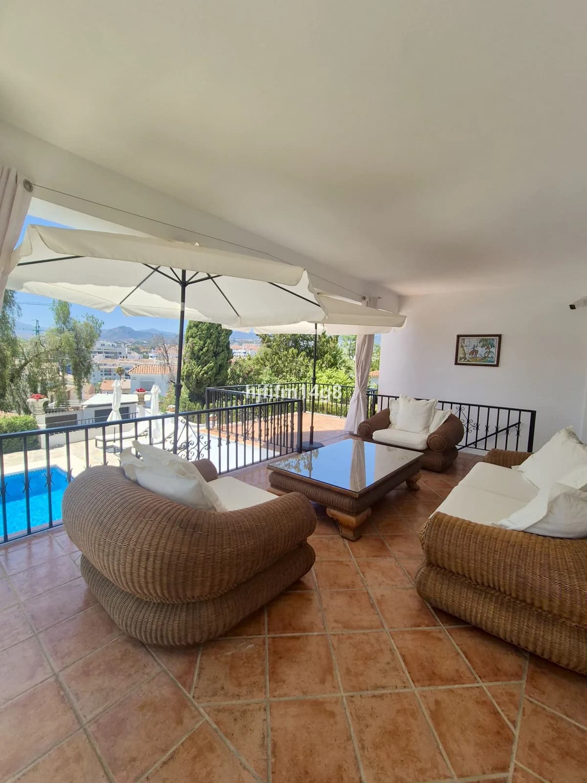 3 Bedroom Detached Villa for Sale in La Campana, Málaga - Image 4
