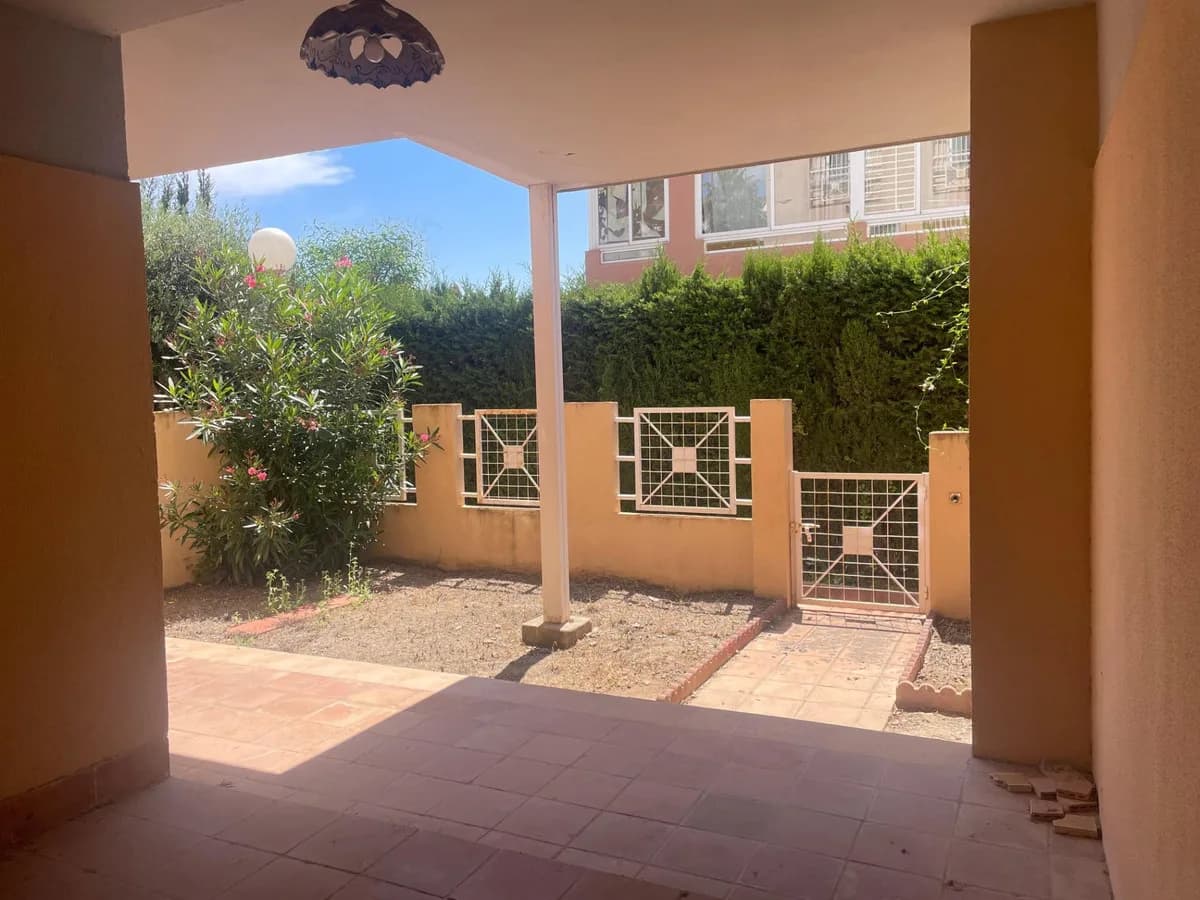 3 Bedroom Semi-Detached House for Sale in Arroyo de la Miel, Málaga - Image 8