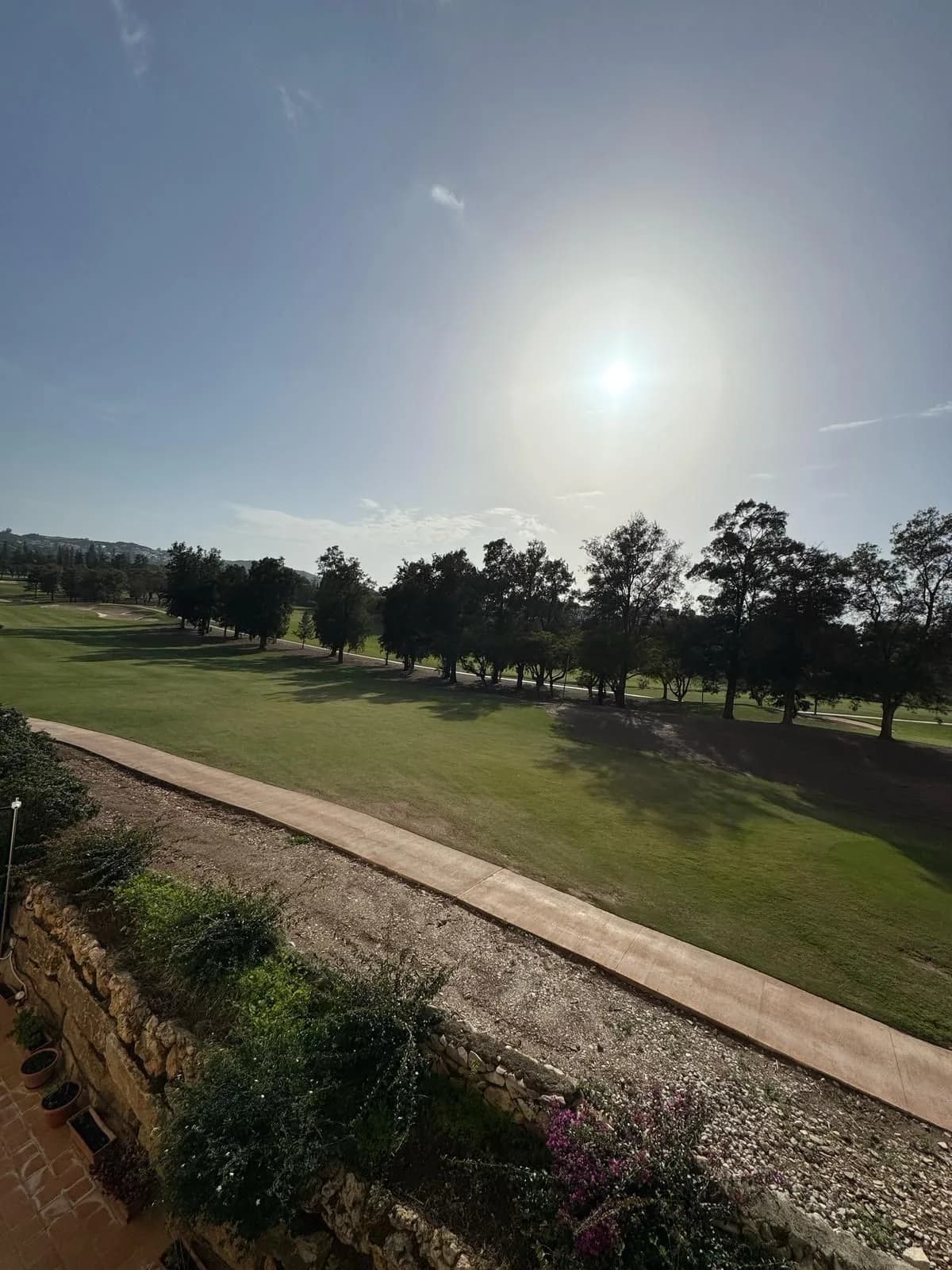 2 Bedroom Middle Floor Apartment for Sale in Mijas Golf, Málaga - Image 4