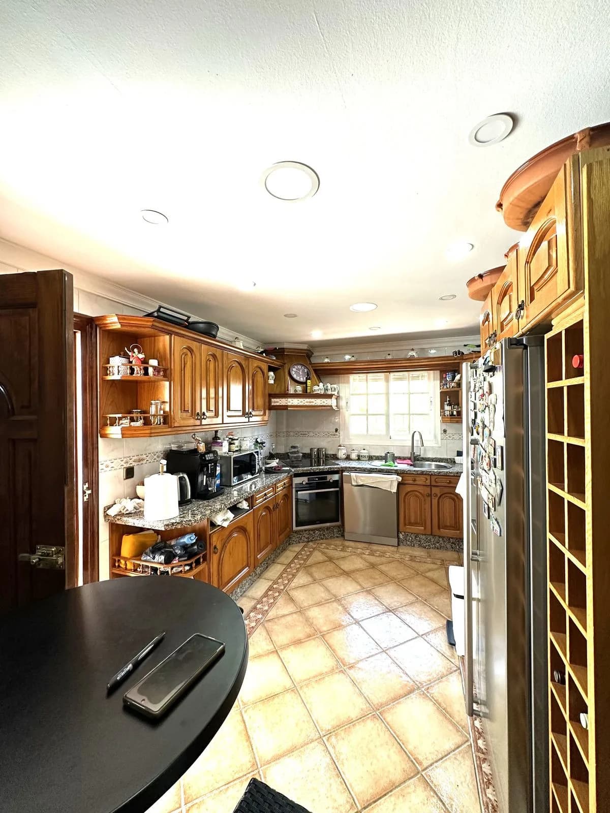 5 Bedroom Detached Villa for Sale in San Pedro de Alcántara, Málaga - Image 6