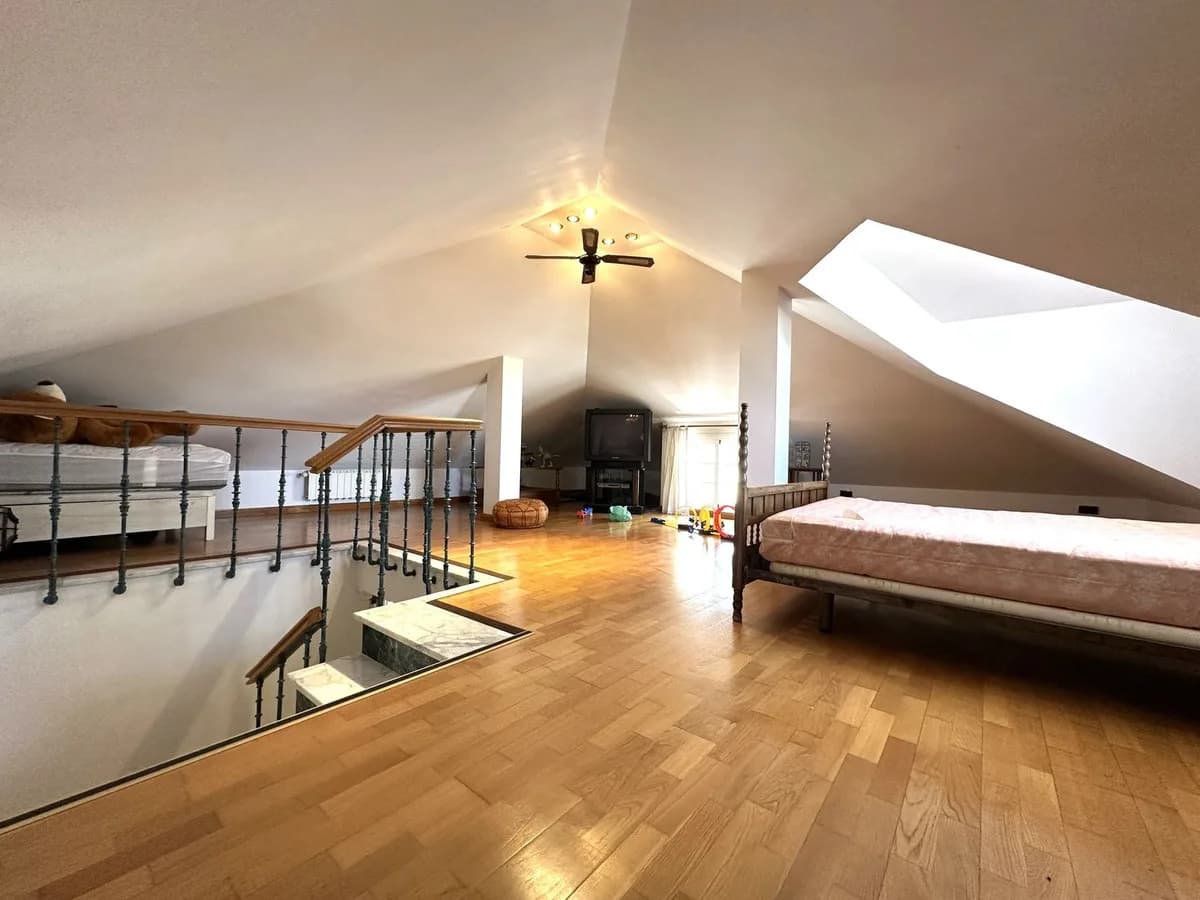 5 Bedroom Detached Villa for Sale in San Pedro de Alcántara, Málaga - Image 8
