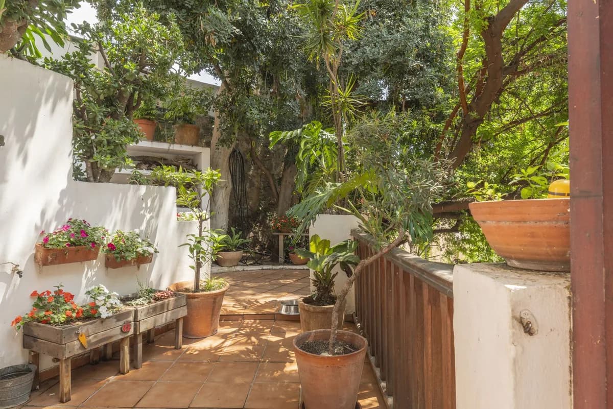2 Bedroom Detached Villa for Sale in Monte Sancha, Málaga - Image 4