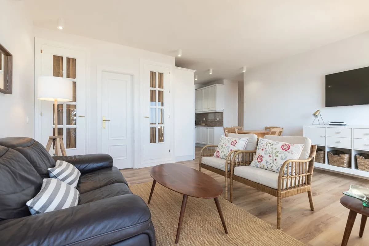 2 Bedroom Penthouse for Sale in Elviria, Málaga - Image 9