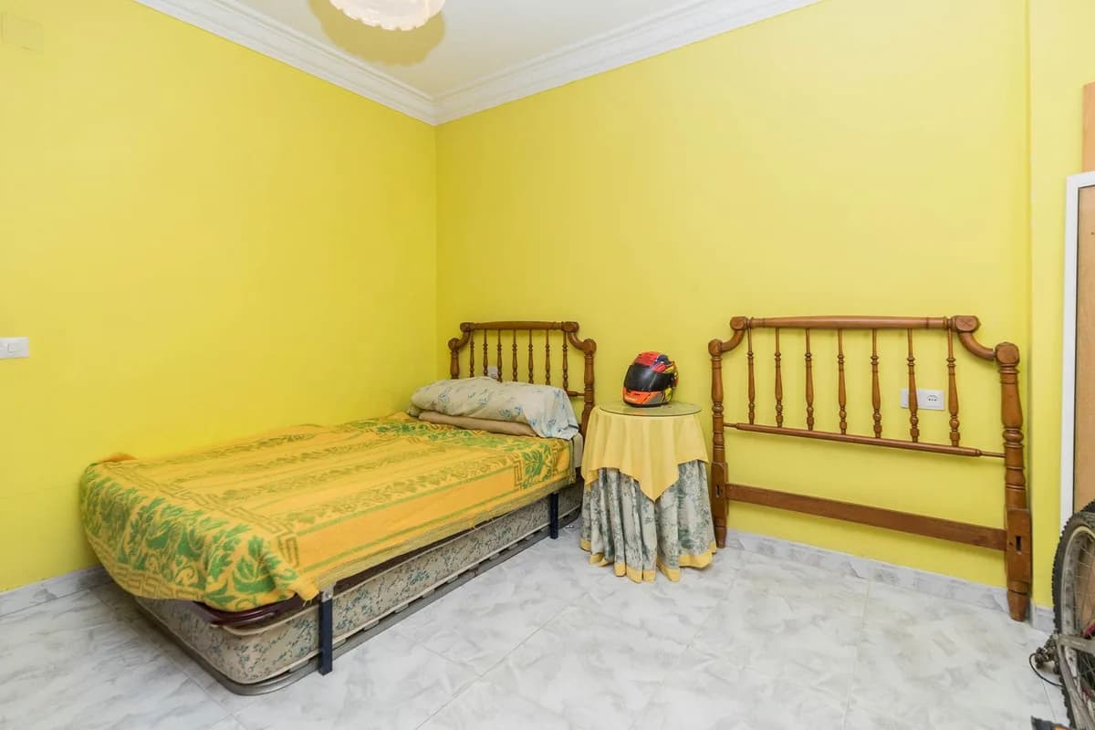 2 Bedroom Top Floor Apartment for Sale in Fuengirola, Málaga - Image 8