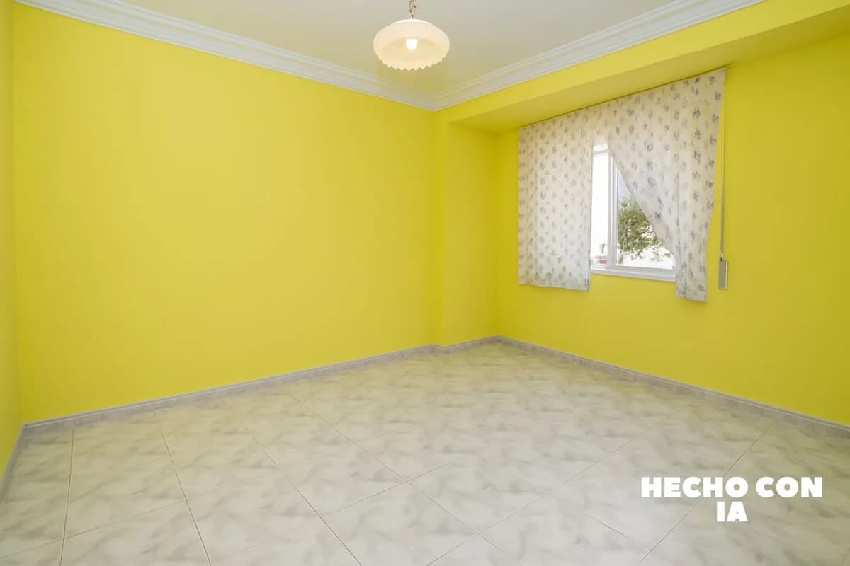 2 Bedroom Top Floor Apartment for Sale in Fuengirola, Málaga - Image 9