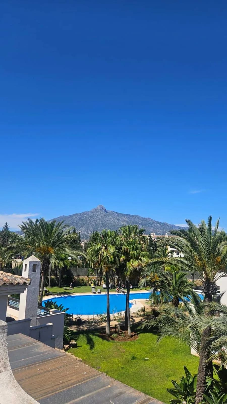 3 Bedroom Penthouse Duplex for Sale in Nueva Andalucía, Málaga - Image 5