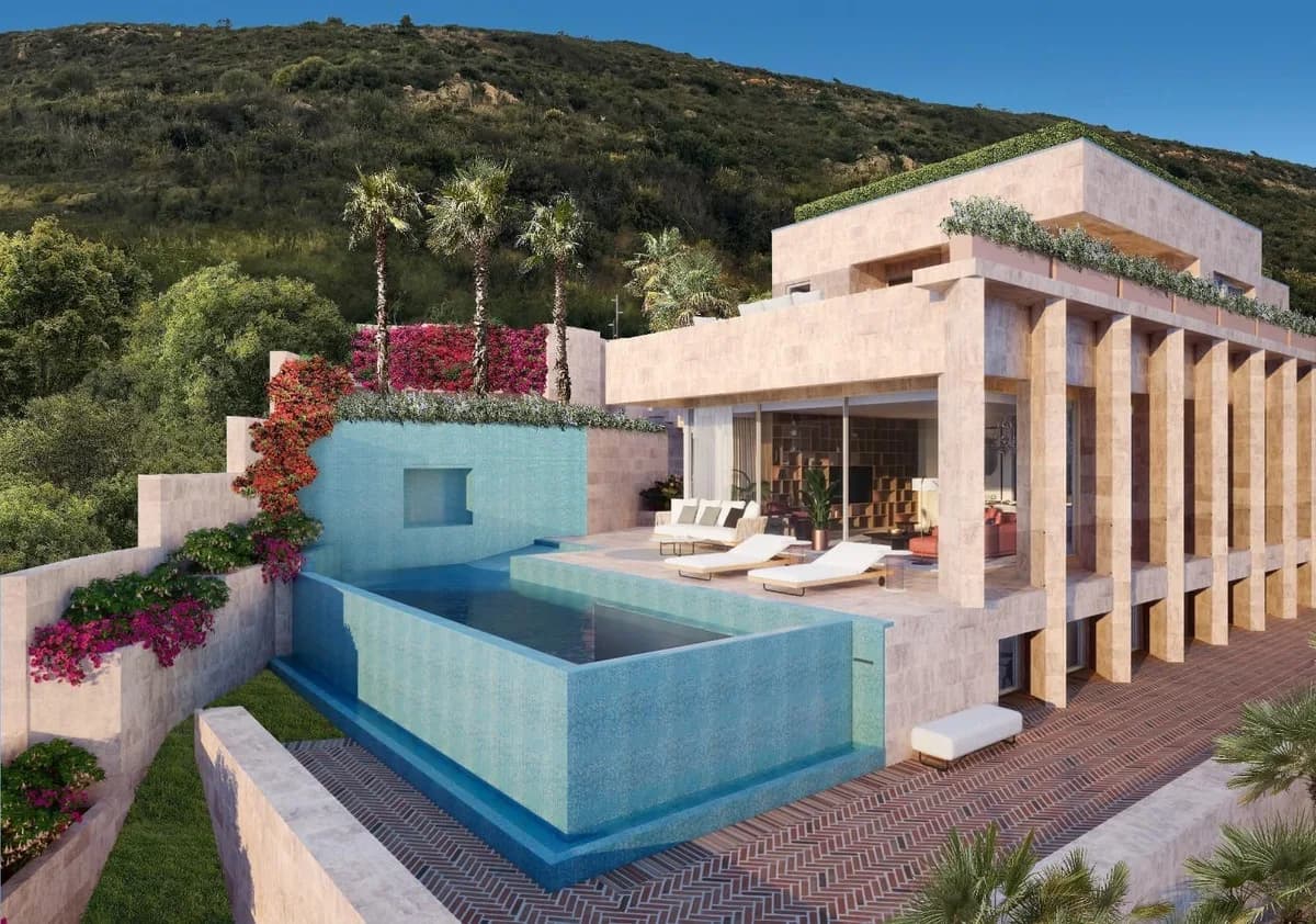 4 Bedroom Detached Villa for Sale in San Roque, Cádiz - Image 4