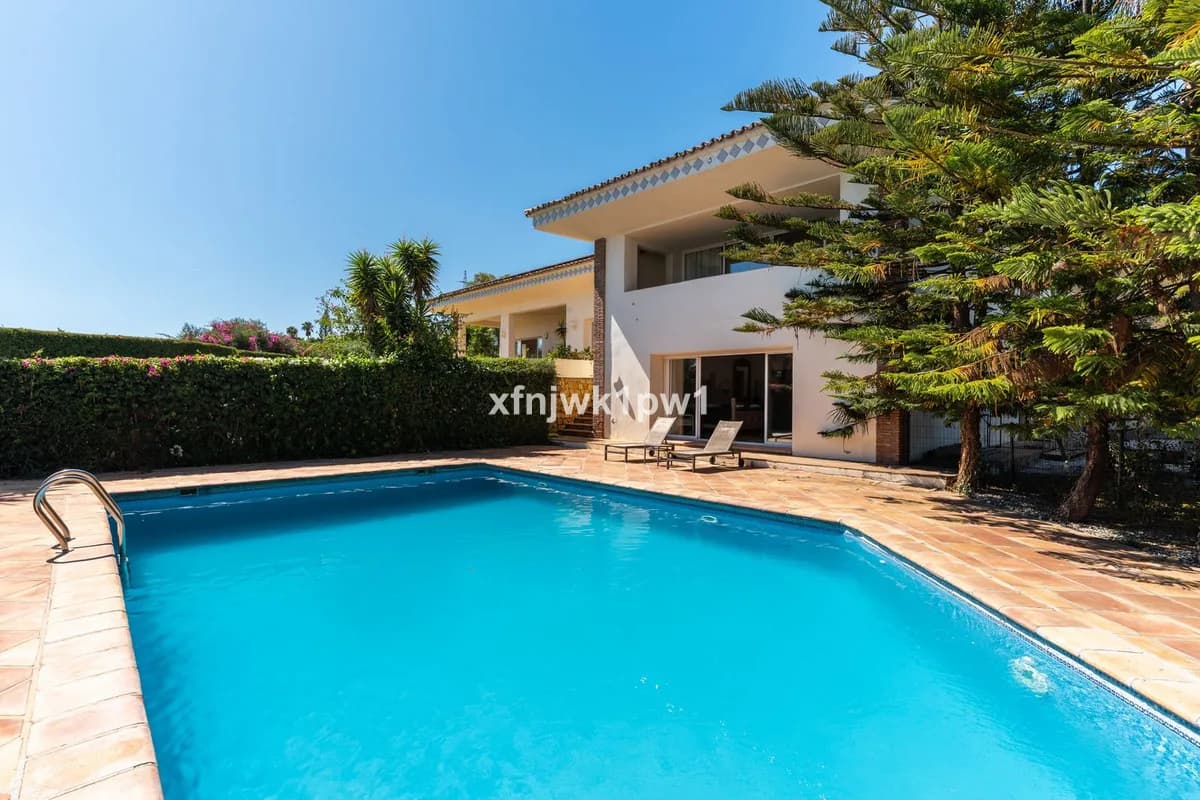 5 Bedroom Detached Villa for Sale in Benahavís, Málaga - Image 6