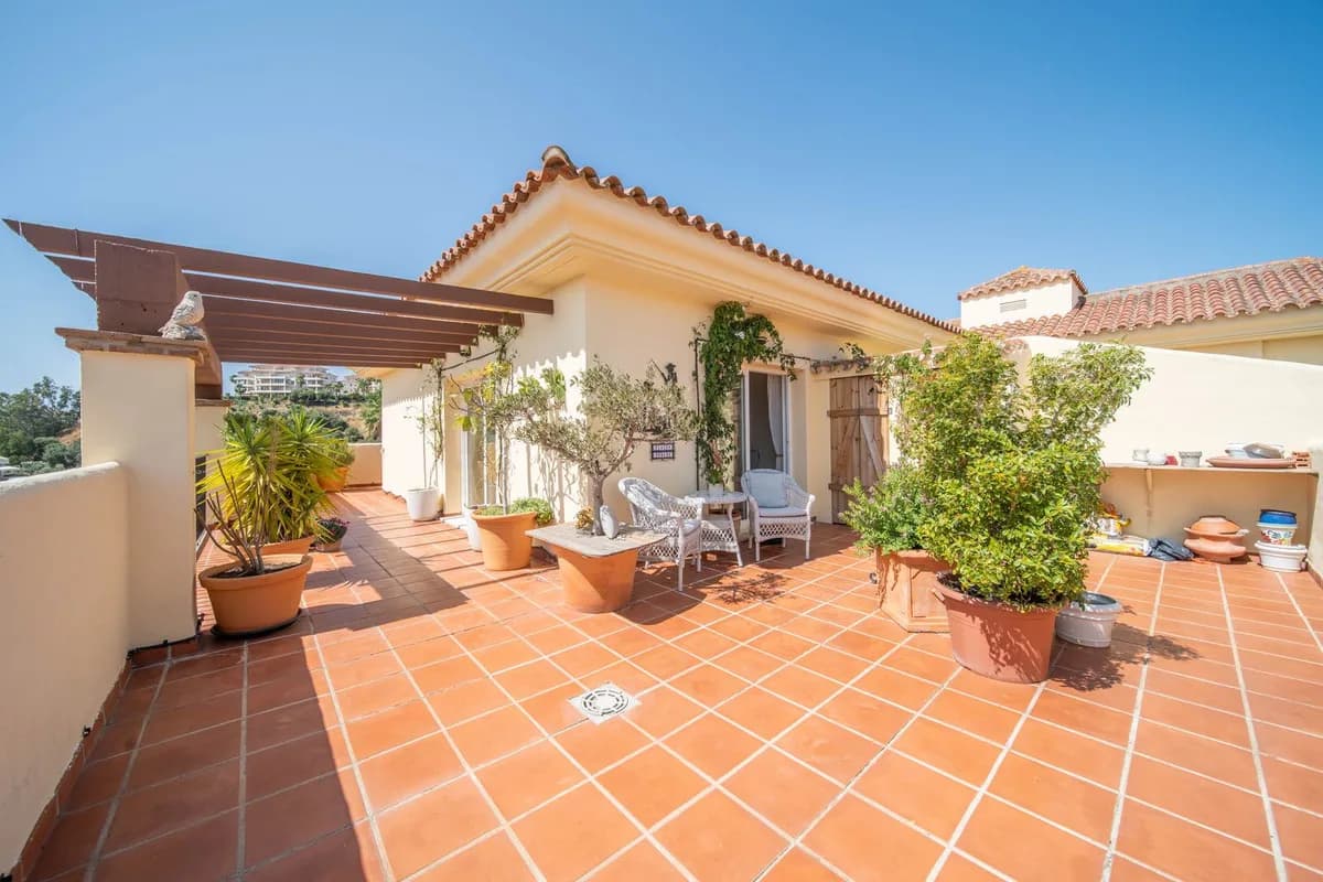 3 Bedroom Penthouse for Sale in La Cala Hills, Málaga - Image 2
