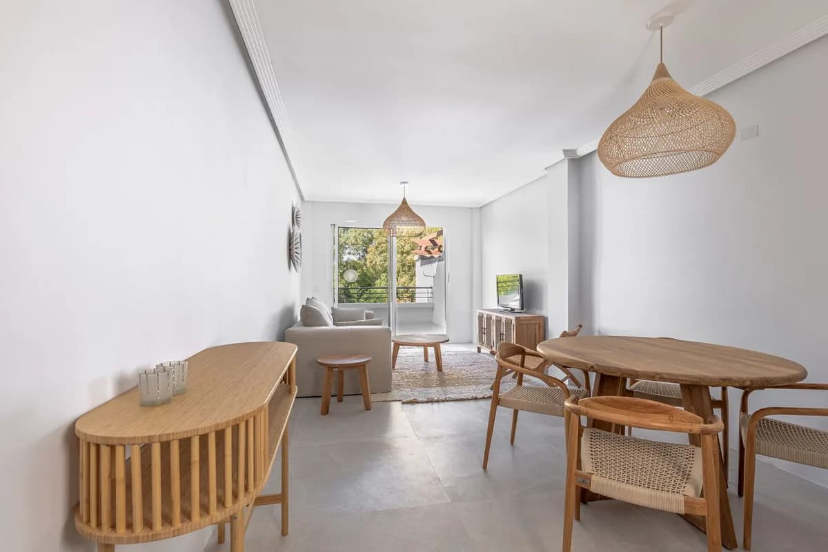 2 Bedroom Penthouse for Sale in Benahavís, Málaga - Image 7