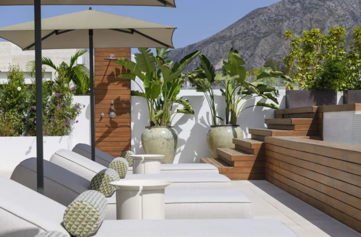 4 Bedroom Penthouse Duplex for Sale in Marbella, Málaga - Image 6