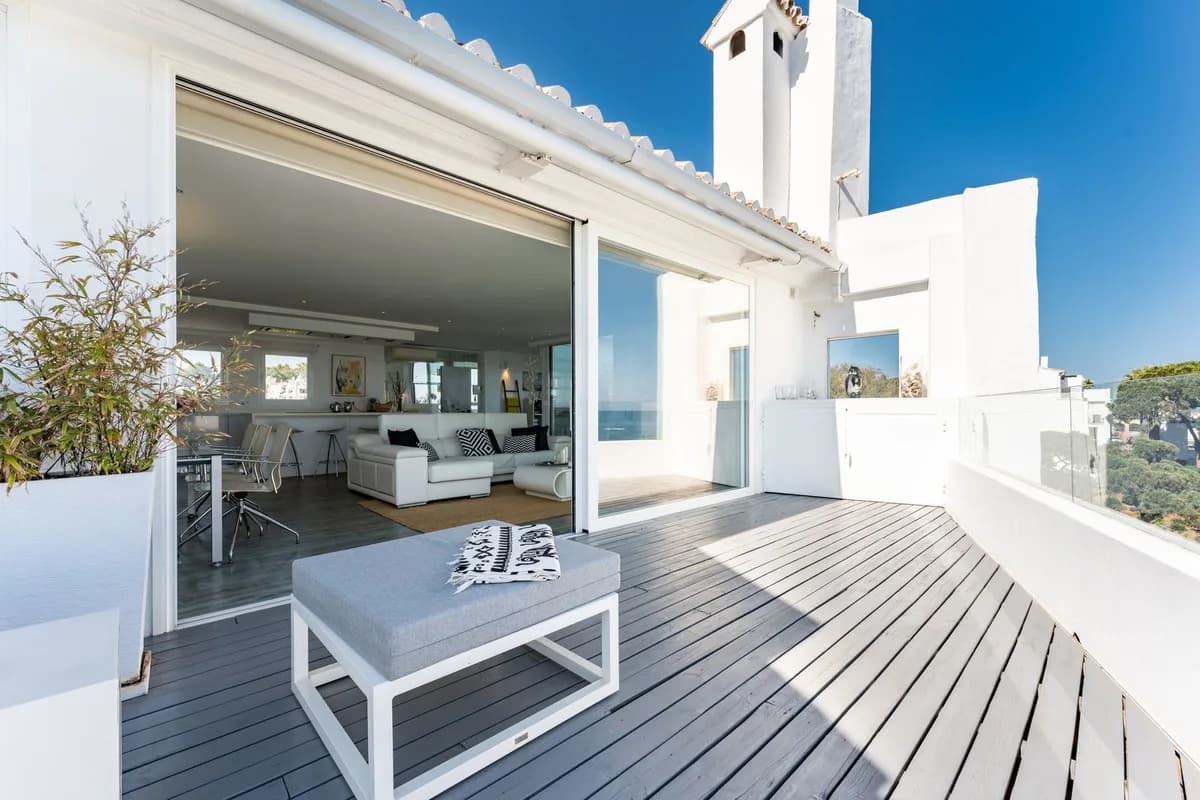 2 Bedroom Penthouse for Sale in Calahonda, Málaga - Image 3