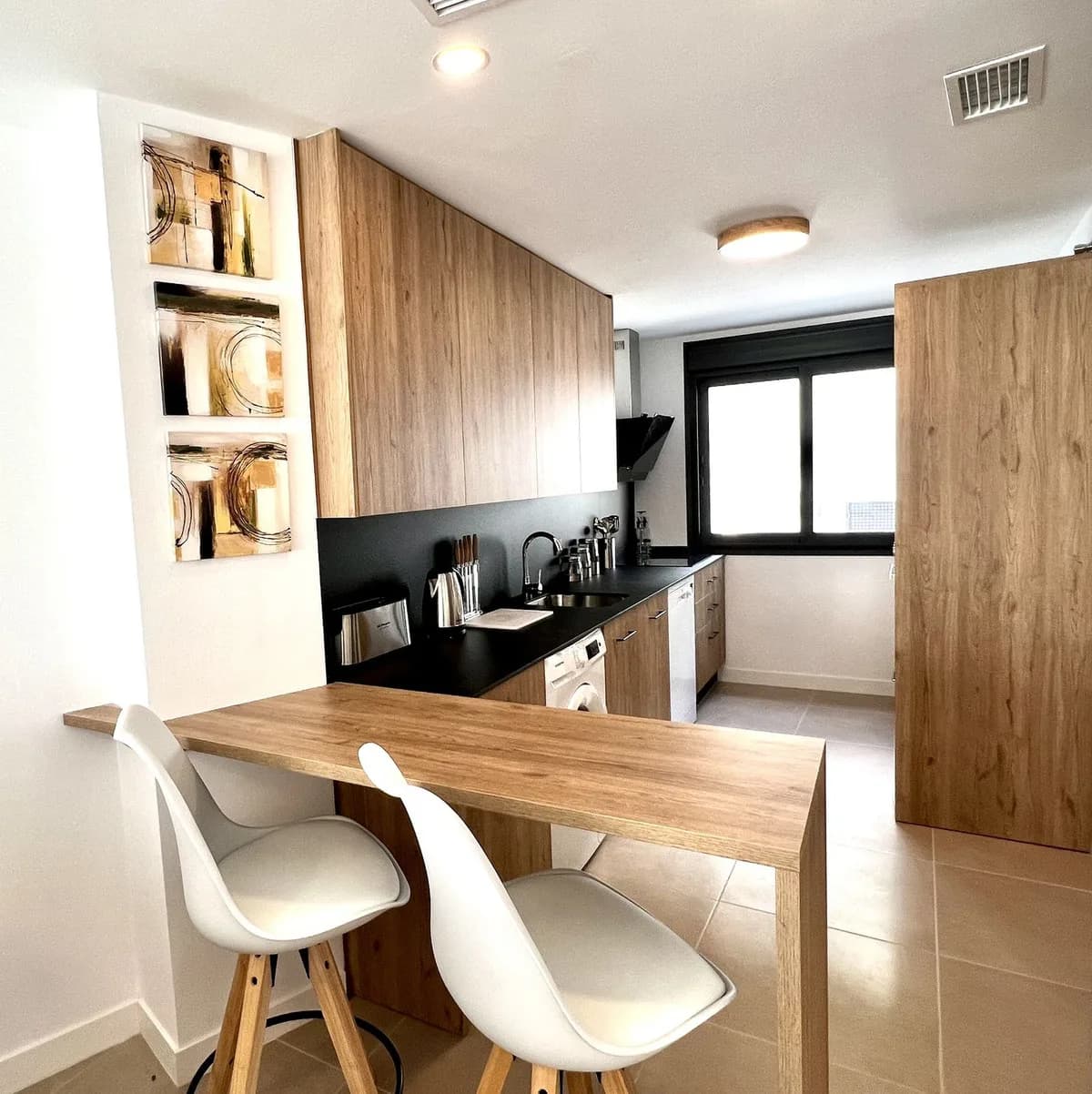 3 Bedroom Townhouse for Sale in Estepona, Málaga - Image 4