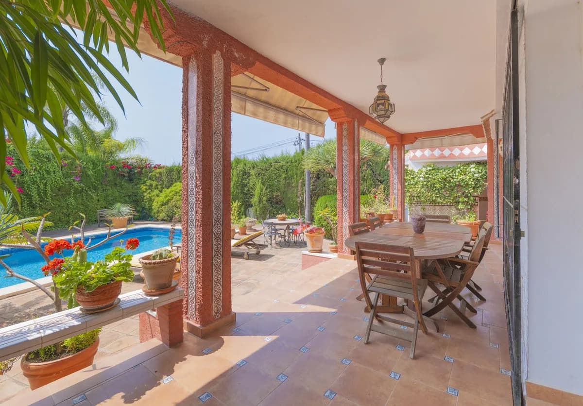 3 Bedroom Detached Villa for Sale in Marbella, Málaga - Image 4