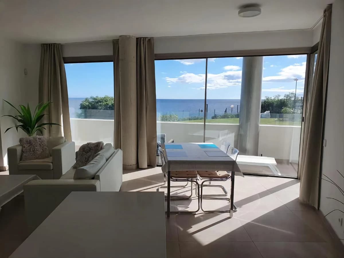 3 Bedroom Ground Floor Apartment for Sale in Mijas, Málaga - Image 9