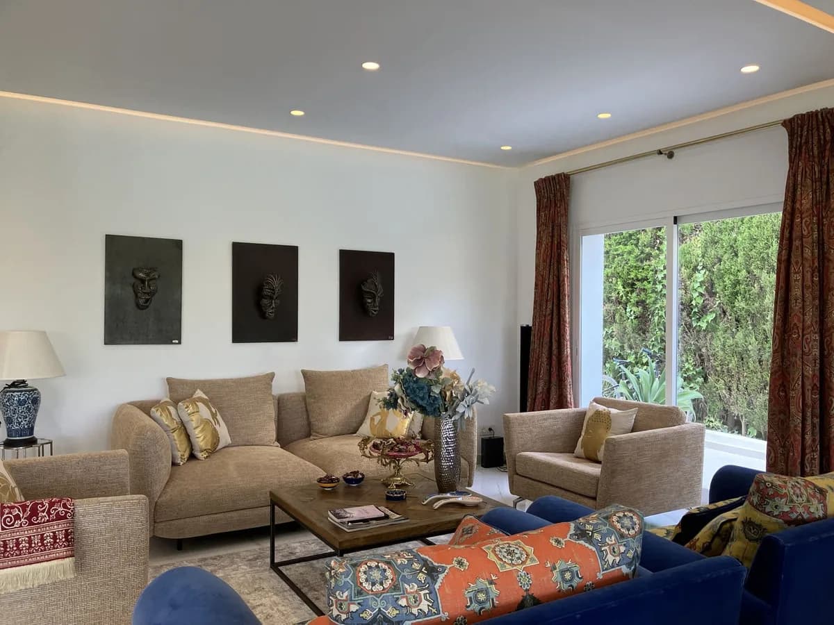 6 Bedroom Detached Villa for Sale in Puerto Banús, Málaga - Image 7