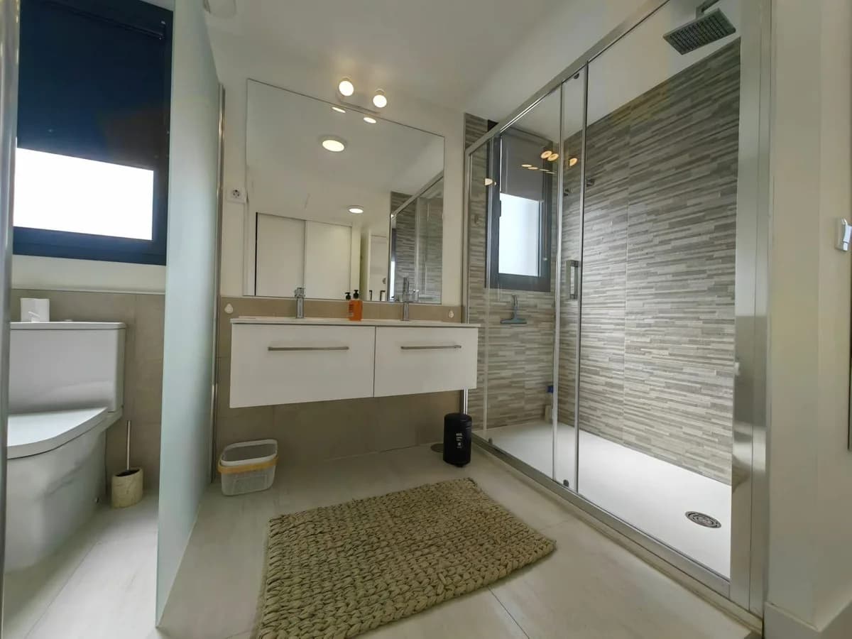 3 Bedroom Penthouse Duplex for Sale in Estepona, Málaga - Image 5