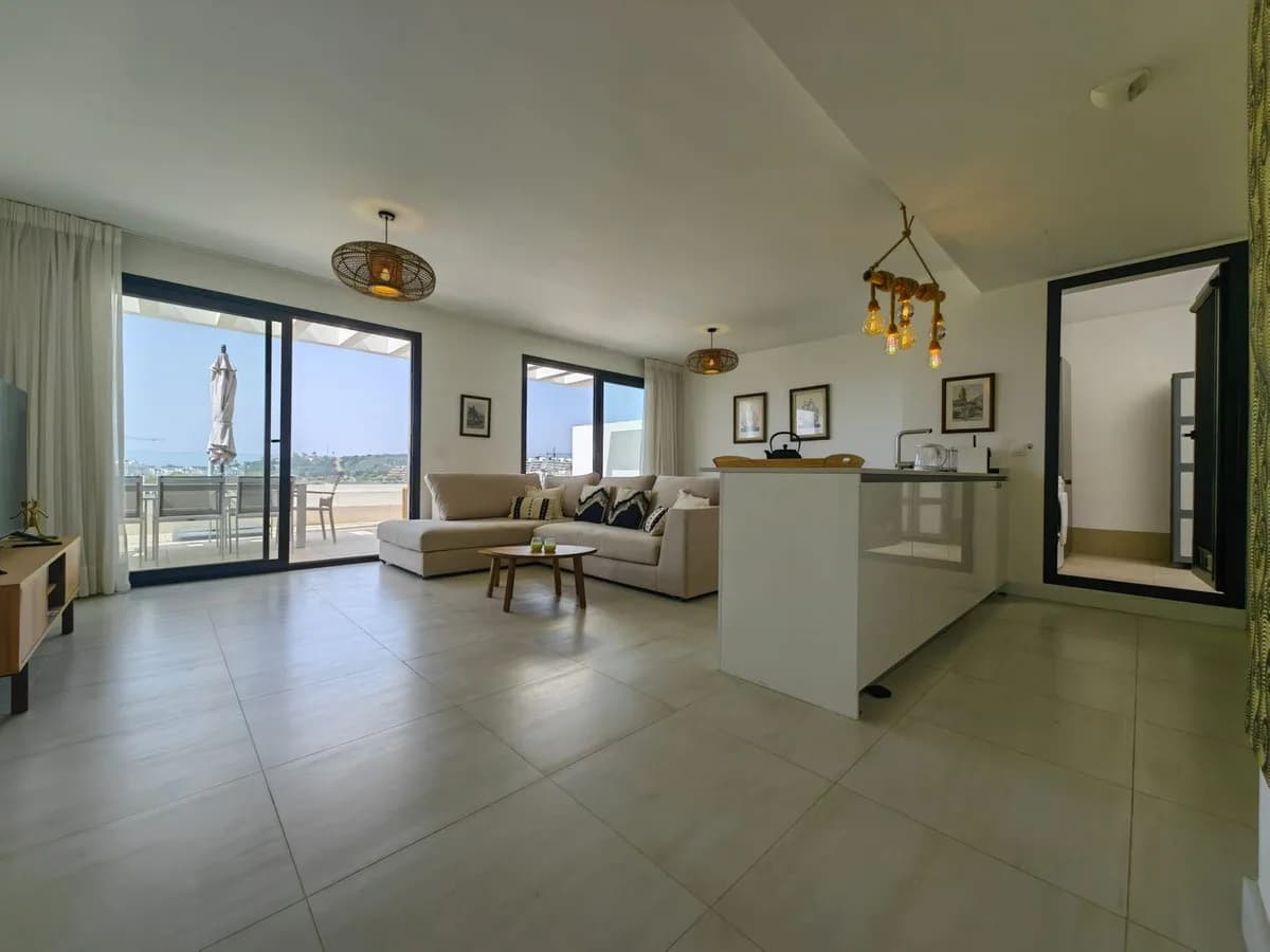 3 Bedroom Penthouse Duplex for Sale in Estepona, Málaga - Image 8