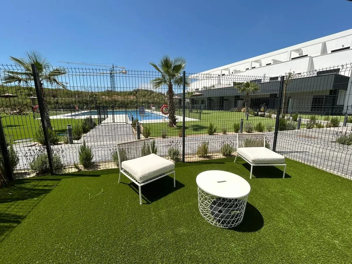 2 Bedroom Ground Floor Apartment for Sale in Estepona, Málaga