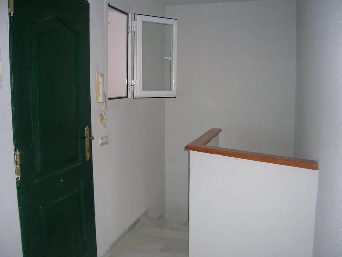 1 Bedroom Duplex for Sale in Estepona, Málaga - Image 5